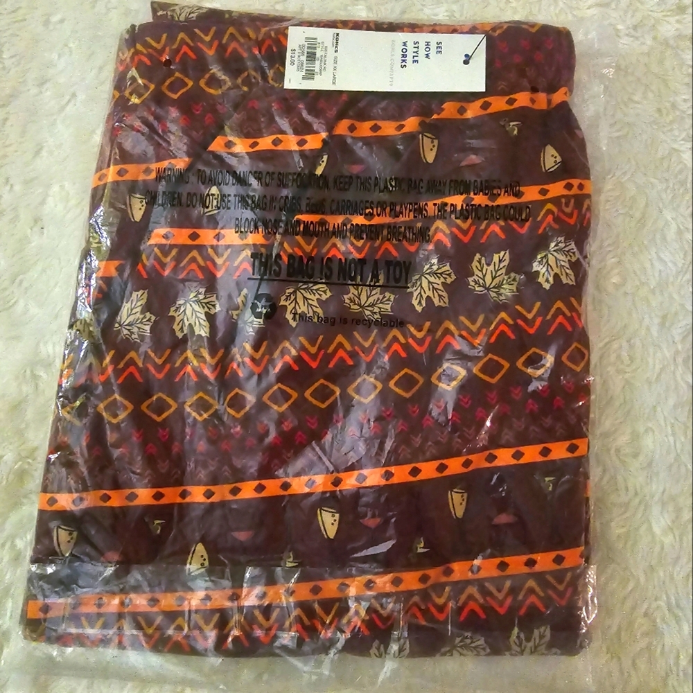Apt 9 Fall Style Leggings XXL Leaves Wine Martini & Champagne Glass Print